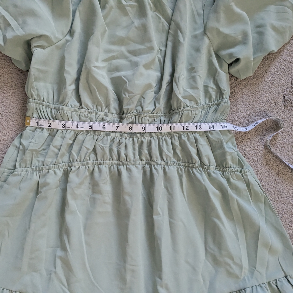 Elegant Green Maxi Dress - Picture 7 of 7